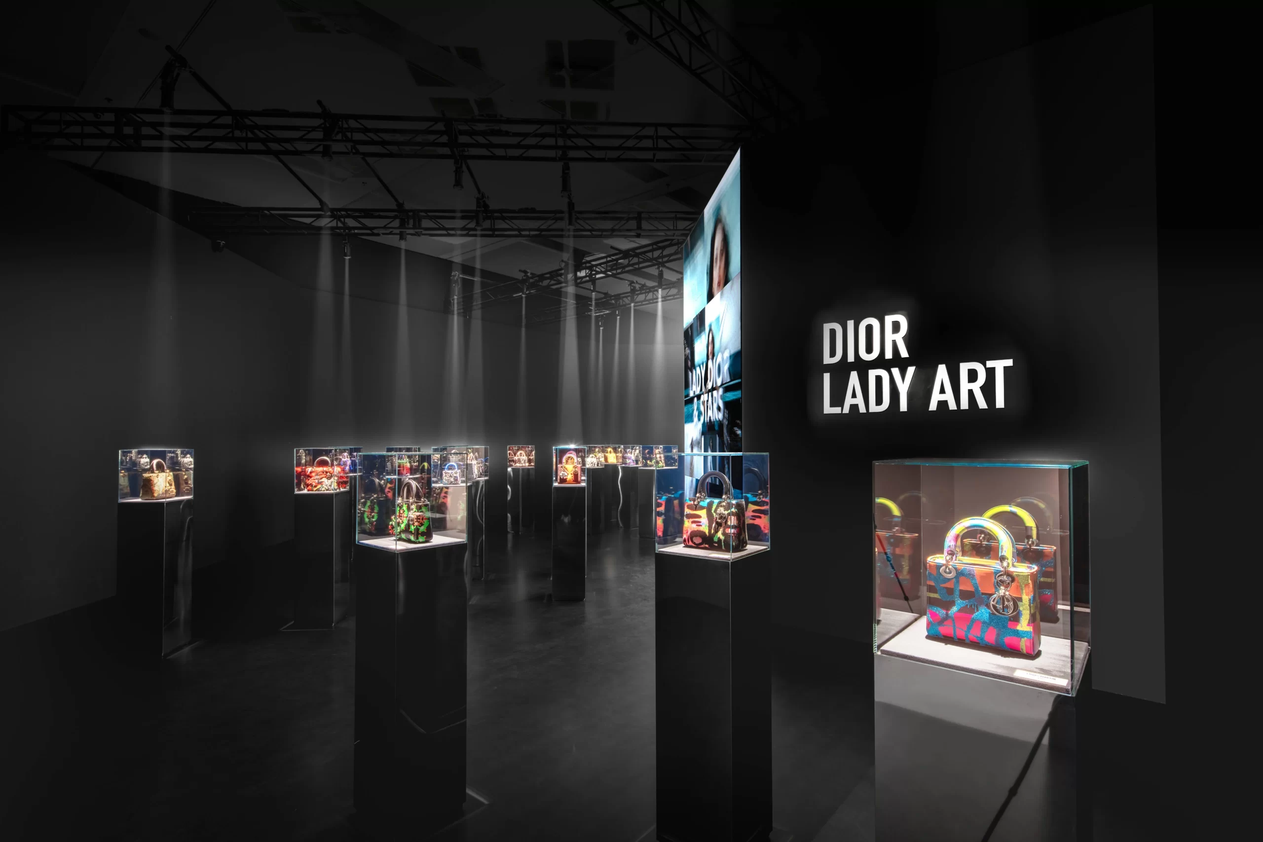 Ovation mini profile lights up ART'N DIOR Shenzhen handbag 