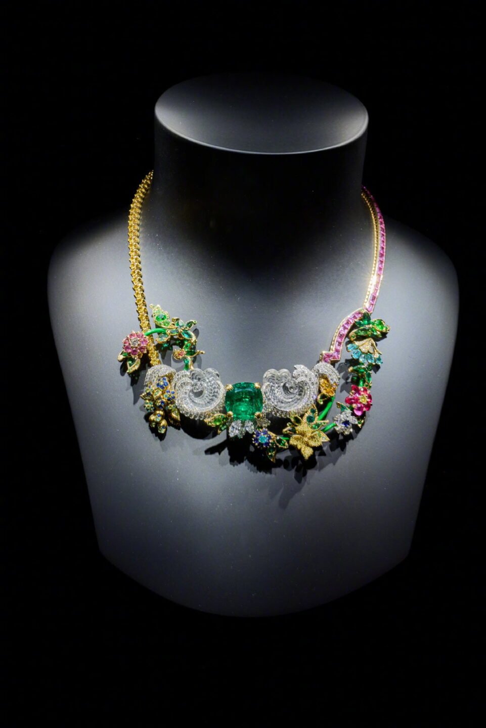 Dior Chengdu High Jewelry 2021 3