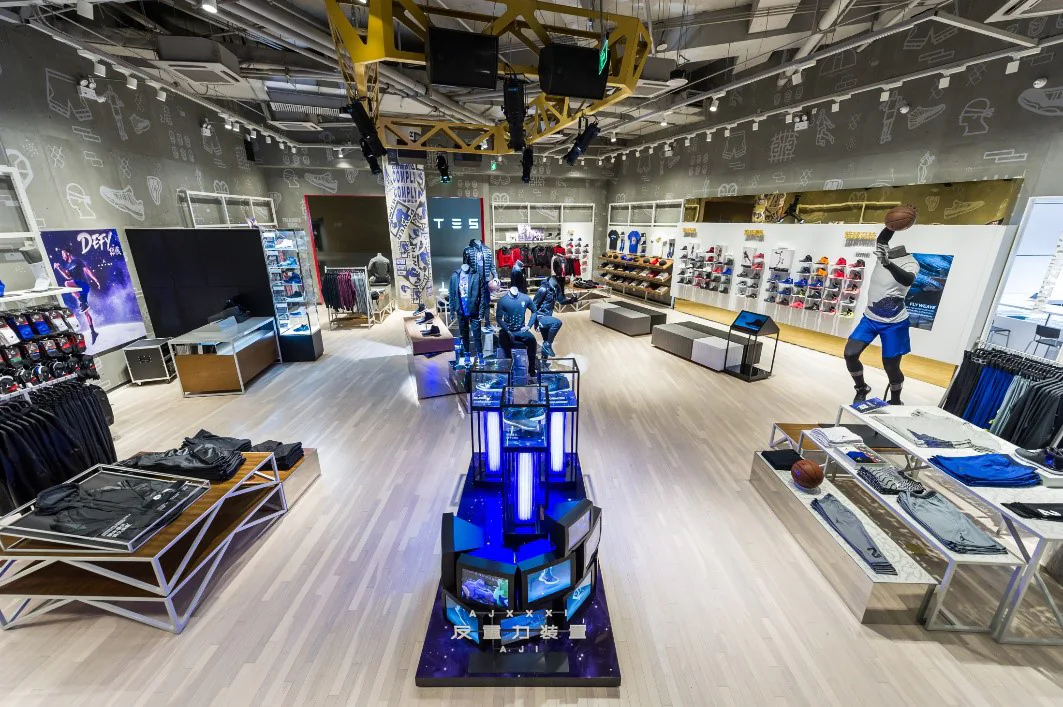 Jordan Parc Central Honor 300 Profile 04