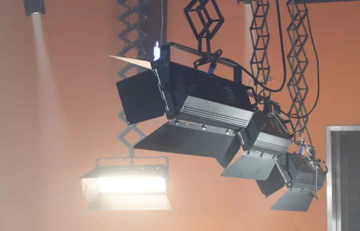 Ovation LED soft panel light hanging