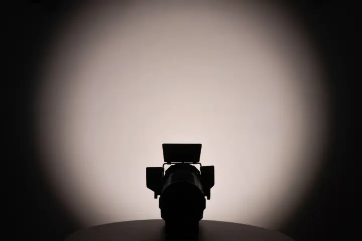 Event 120T full on white