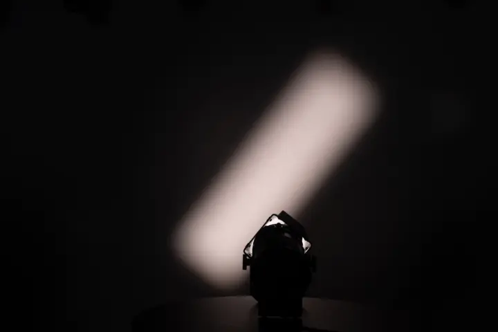 Event 120T shape light